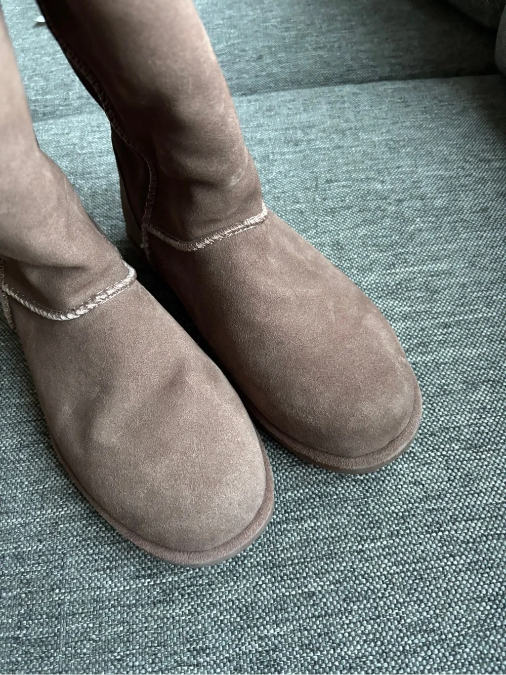 EMU Australia sheepskin waterproof boots womens 7.5-8
